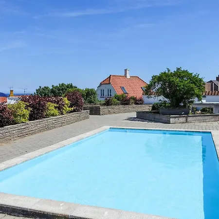 公寓 Cozy In With Heated Swimming Pool